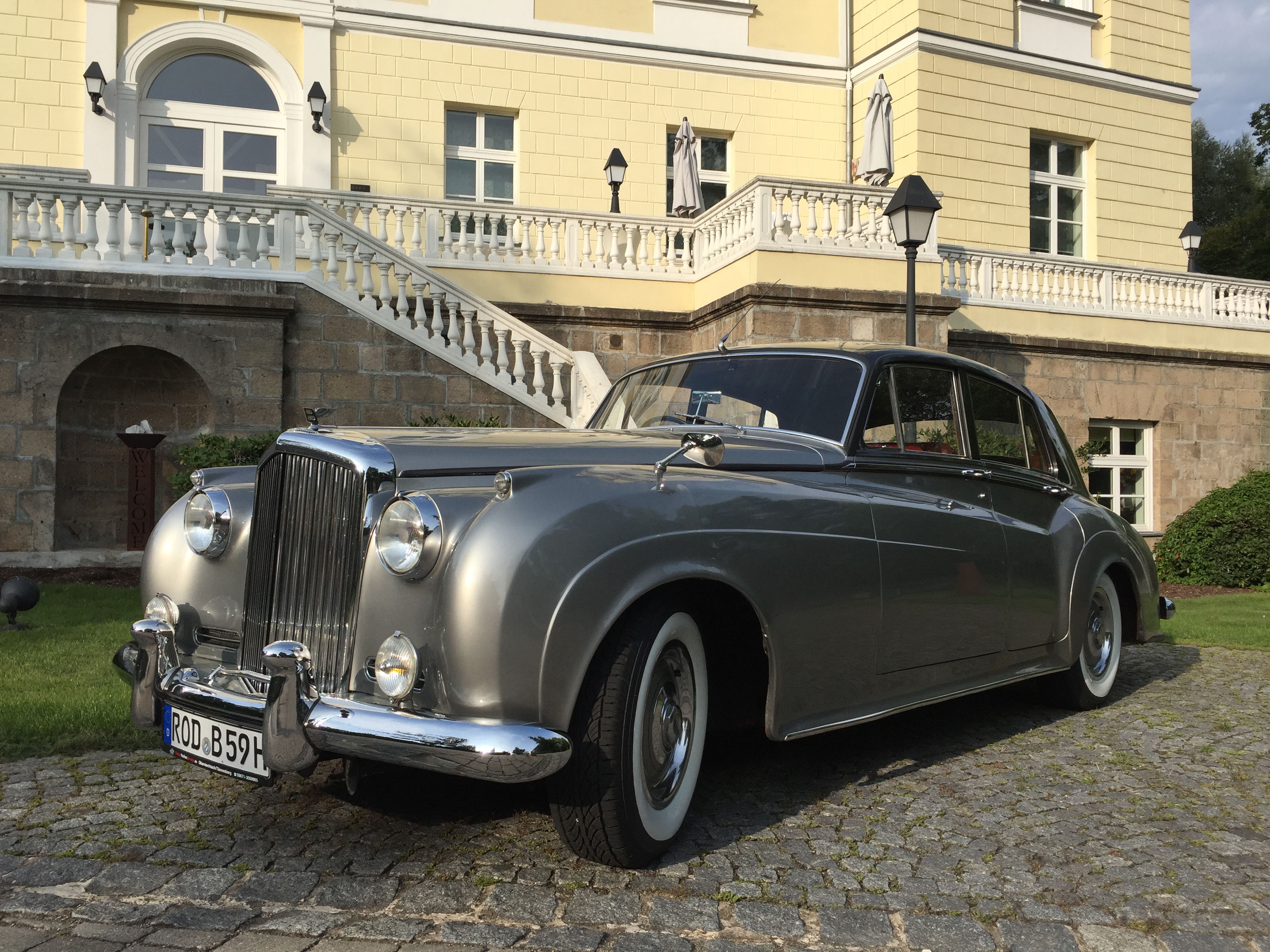 Bentley S1